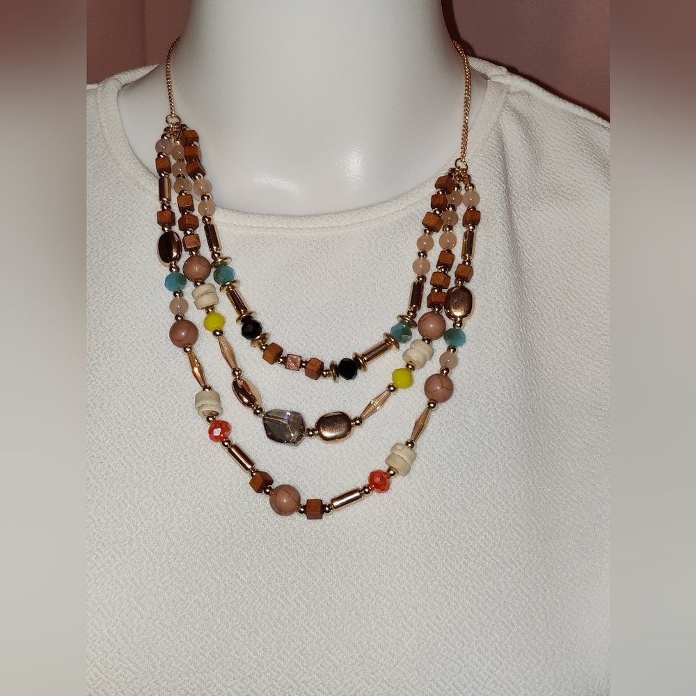 ***NWT-UPC Beaded Layered Necklace